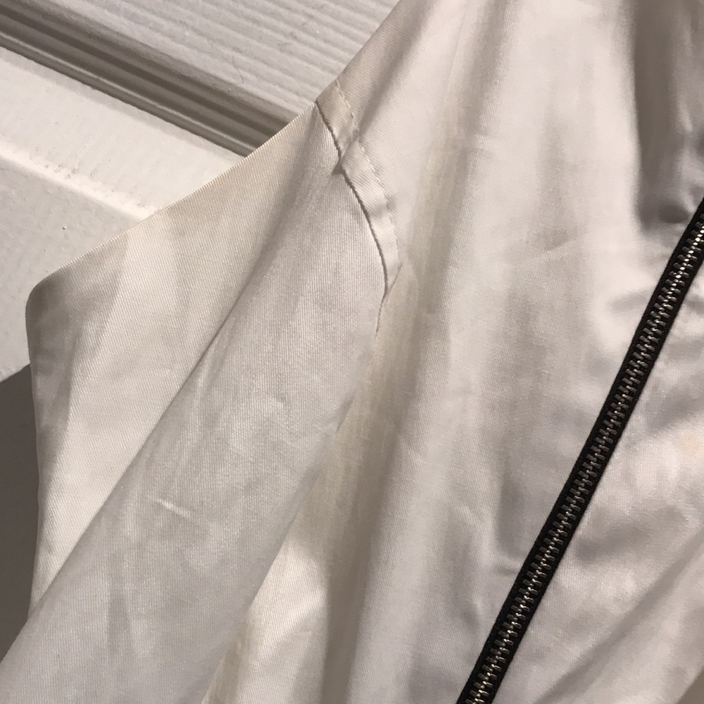 White zippered dress - Picture 3 of 15
